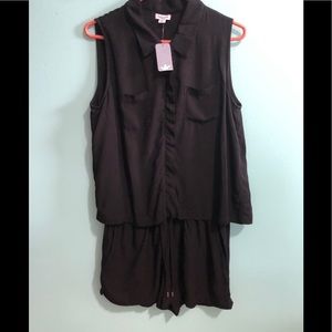 NWT Splendid romper w/full front zipper &tie waist